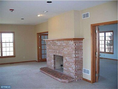 1052 Mill Hill Rd, East Greenville, PA 18041 - photo 7