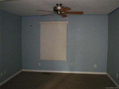 128 Farm House Rd, Statesville, NC 28625 - photo 6