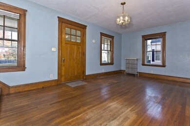 25 Dustin St, Saugus, MA 01906 - photo 5