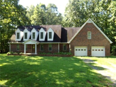 1809 Spoons Chapel Church Rd, Asheboro, NC 27205 - photo 2