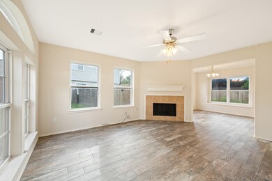 7278 Caracara Dr, Houston, TX 77040 - photo 4