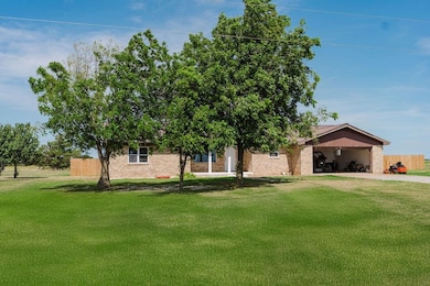 12497 N 1780 Rd, Erick, OK 73645 - photo 6