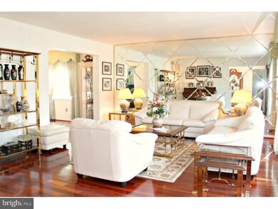 137 Kilburn Dr, Cherry Hill, NJ 08003 - photo 3