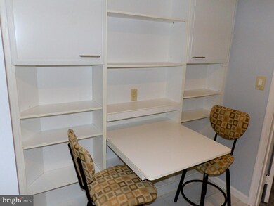 3801 Canterbury Rd unit 603, Baltimore, MD 21218 - photo 6