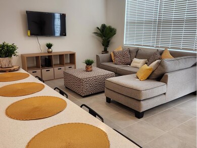 827 Longboat Dr, Davenport, FL 33896 - photo 4