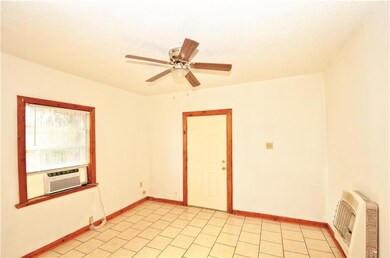 623 Alvar St unit 2, New Orleans, LA 70117 - photo 3