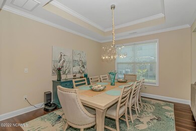 6. ADJACENT DINING AREA