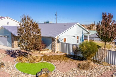 1321 Plum Tree Cir, Bloomfield, NM 87413 - photo 2