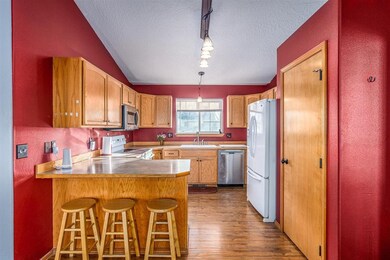 519 Connie Ray Ave, Medical Lake, WA 99022 - photo 2