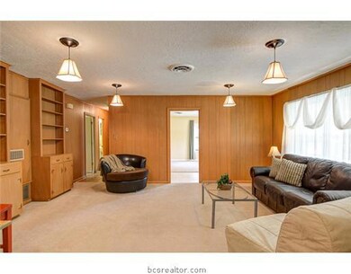 Den/Family/Great Room.