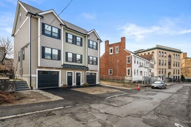 32 Union St unit 32, Lowell, MA 01852 - photo 2
