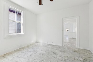 8 Burgundy St, New Orleans, LA 70112 - photo 4