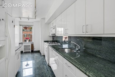 50 Sutton Place S unit 21L, New York, NY 10022 - photo 3