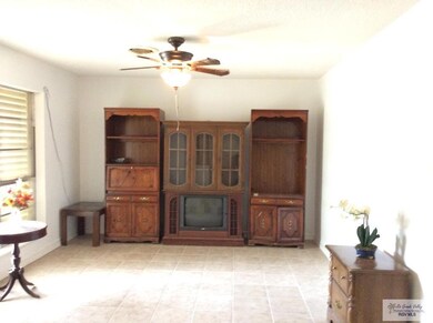 606 W 12th St, Weslaco, TX 78596 - photo 2