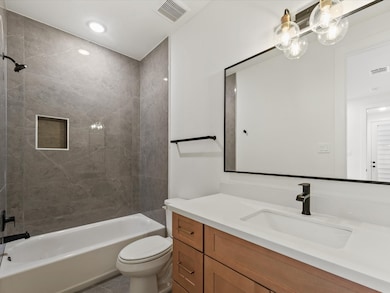 1804 Del Norte St unit C, Houston, TX 77018 - photo 7