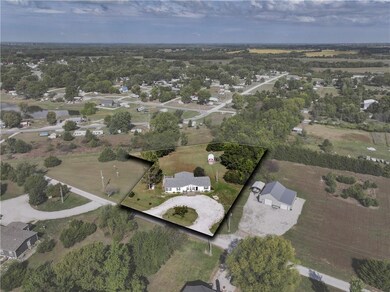 69 Porcupine Path, Linn Valley, KS 66040 - photo 2