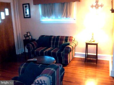 104 N Llanwellyn Ave, Glenolden, PA 19036 - photo 6