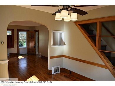 1819 Fletcher St, Lansing, MI 48910 - photo 5