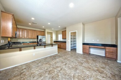 4648SMcMinnDr007