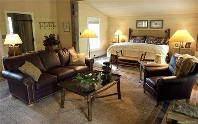 Larkspur-each of 10 cabins have different sleeping