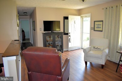 1920 Quigley Dr, Chambersburg, PA 17202 - photo 3