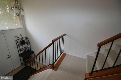 9245 Bellbeck Rd, Parkville, MD 21234 - photo 2