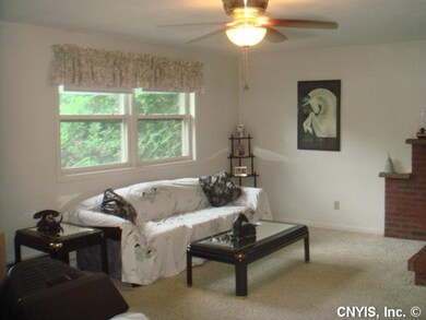 Living Room Nice sized living room
