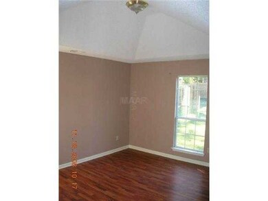 7059 Anisetree Dr, Cordova, TN 38018 - photo 5