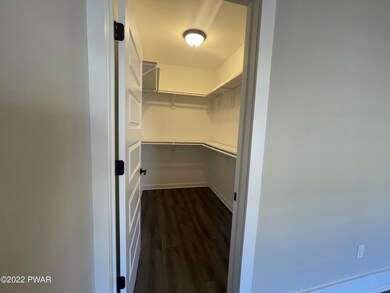 166 Paddlers Point, Matamoras, PA 18336 - photo 6