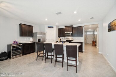 05_5221TalbotBlvd_177001_Kitchen_Large