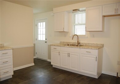 *ALL NEW KITCHEN WITH BEAUTIFUL WHITE CABINETRY