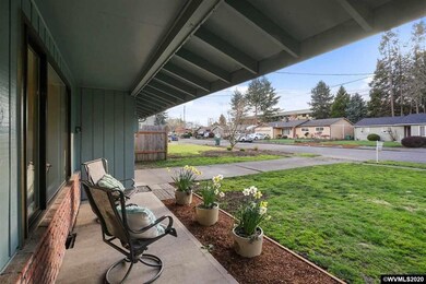 5294 7th Ave NE, Keizer, OR 97303 - photo 3