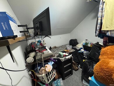 305 S Mckee St, MacY, IN 46951 - photo 4