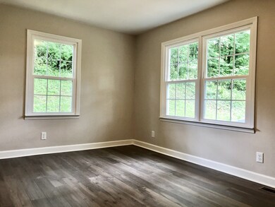 222 Durham St, McMinnville, TN 37110 - photo 6