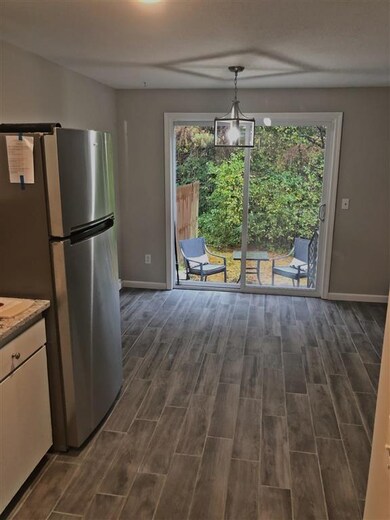 810 Court St unit D, Keene, NH 03431 - photo 5