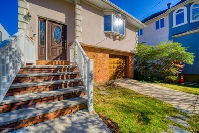 197 Currie Ave, Staten Island, NY 10306 - photo 4