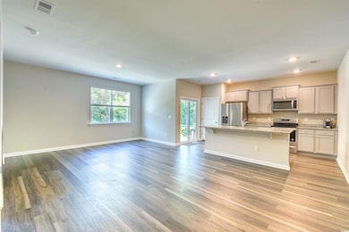 527 Meadowgrass Ct, Myrtle Beach, SC 29588 - photo 4