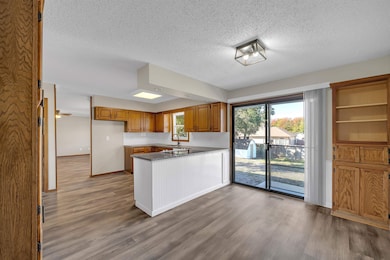 1107 S Meadowhaven Ln, Derby, KS 67037 - photo 4