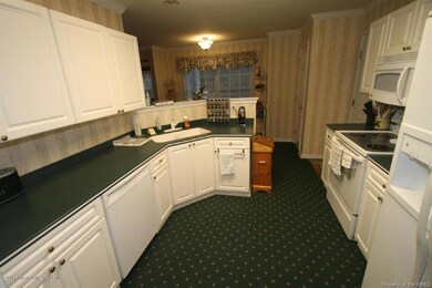 Great counter space