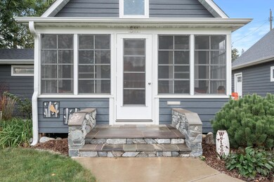 Front door that enters into screened porch
