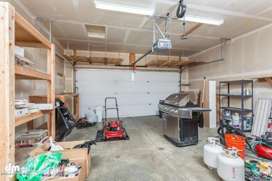 Garage 20160819-DW-0855-SMALL