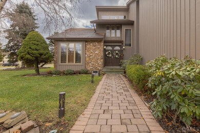 16 Delar Pkwy, Franklin Park, NJ 08823 - photo 5