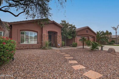 823 E Elmwood Pl-3