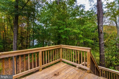 394 Rolando Dr, Colonial Beach, VA 22443 - photo 3