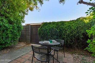 6822 S Snyder Ln, Tempe, AZ 85283 - photo 4