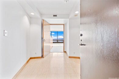 Nauru Tower unit 2905, Honolulu, HI 96814 - photo 3