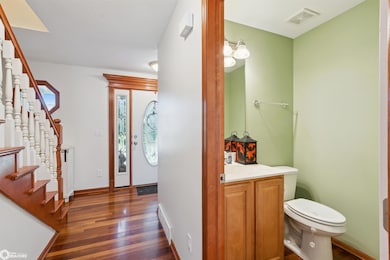 503 Thunderbird Dr, Marshalltown, IA 50158 - photo 3