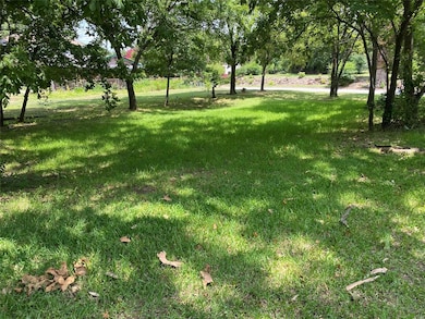 501 W Morton St, Denison, TX 75020 - photo 4