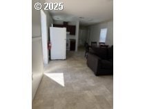 5000 NE Stephens St unit 27, Roseburg, OR 97470 - photo 3