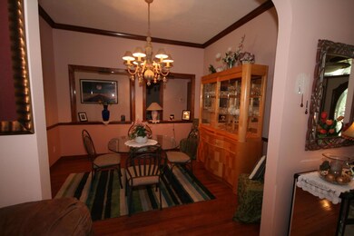 5 Formal Dining